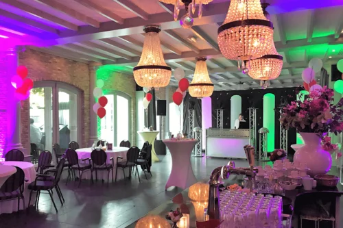 Beste feest locatie voor jouw verjaardag of evenement in 't Gooi_ Kom langs bij Grandcafe Eemland.