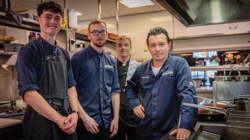Een gevarieerde keuken in 't gooi vind je bij Grandcafe Boutique Hotel Eemland in omgeving Hilversum, huizen, Laren, Blaricum, Bussum, Baarn, Soest, Bunschoten Spakenburg en Eemdijk gelegen in Eemnes