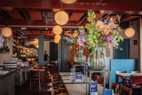 Grandcafe Eemland. Het beste restaurant van het Gooi. Bekijk meer beelden