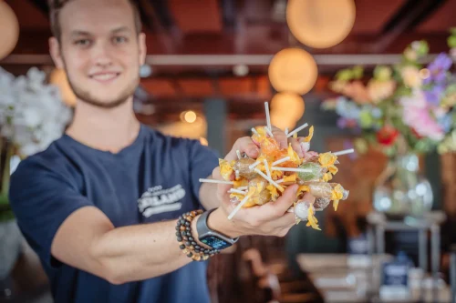 Waar kan je goed eten in het Gooi. Grandcafe Boutqiue Hotel Eemland is de beste horecazaak met een heerlijk terras