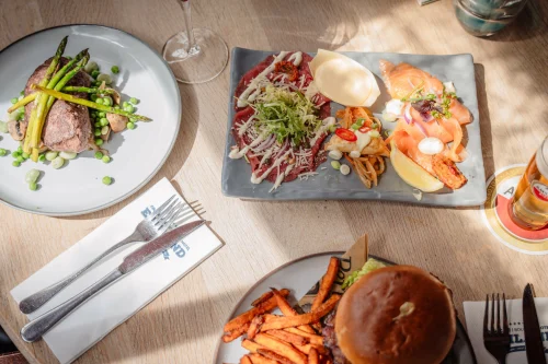 Dinerkaart Grandcafé Eemland. De beste menukaart in 't gooi